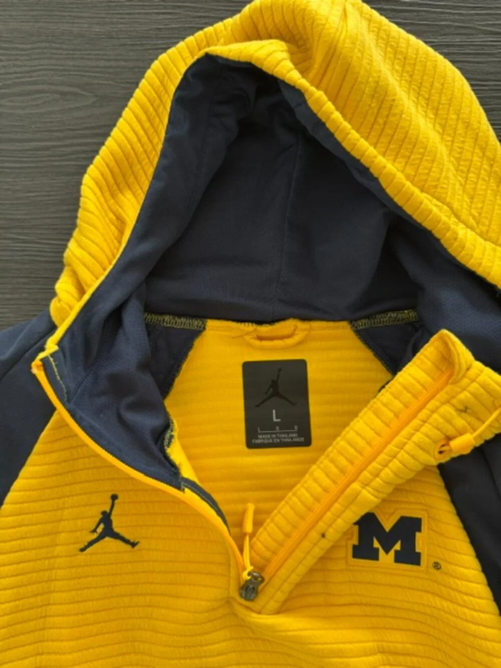 Nike Jordan Brand Michigan Wolverines Quarter Zip Hoodie Men's Size L Maize Navy